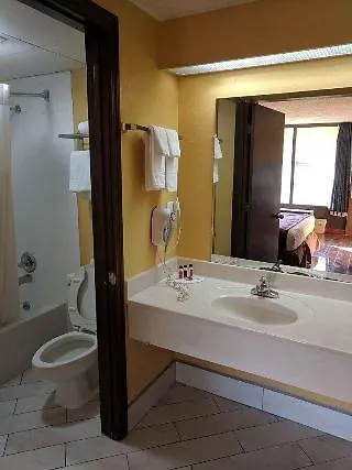 Days Inn By Wyndham Nashville Saint Thomas West Hospital United States