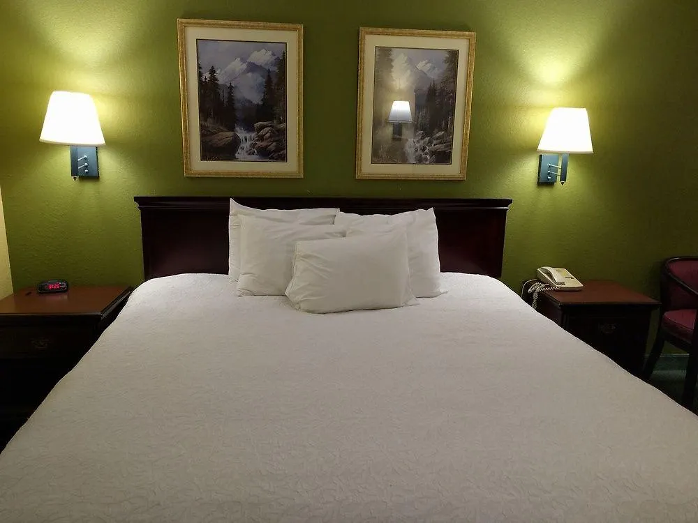 ** Hotel Days Inn By Wyndham Nashville Saint Thomas West Hospital United States