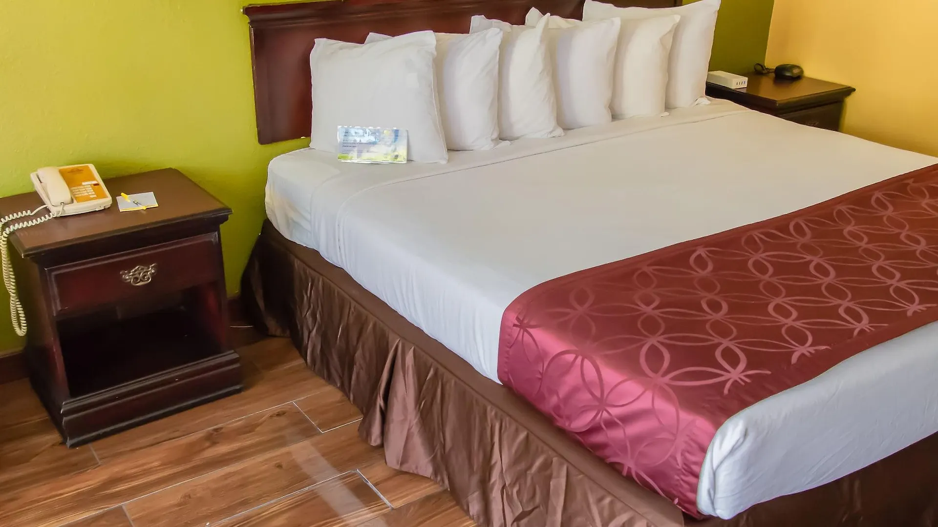 Hotel Days Inn By Wyndham Nashville Saint Thomas West Hospital